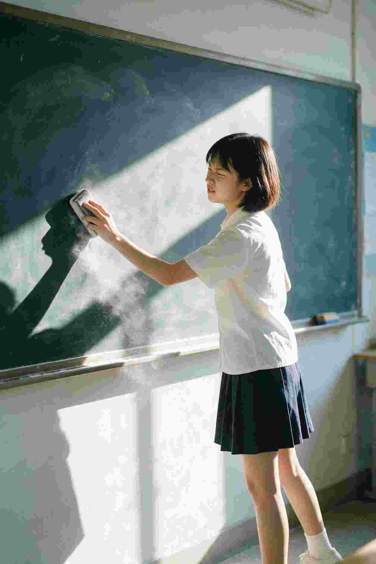 《暗藏的秘密》